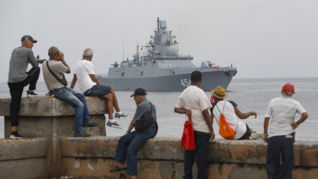 Moscova trimite nave militare în Cuba