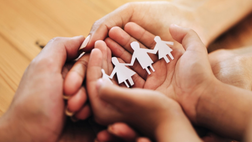 Proiect de lege pentru interzicerea adopției copiilor din Rusia de către cetățeni din țări cu schimbare de sex permisă