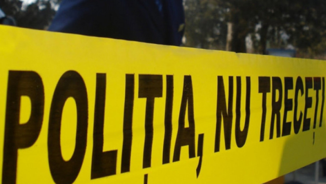 Bărbat de 64 de ani bănuit de agresiuni, după descoperirea unui cadavru în localitatea Smeeni