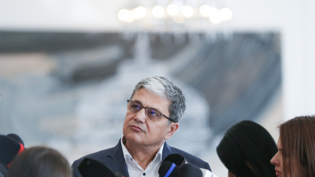 Ministrul Finanțelor, Marcel Boloș, discută despre impozitele și datoriile bugetare