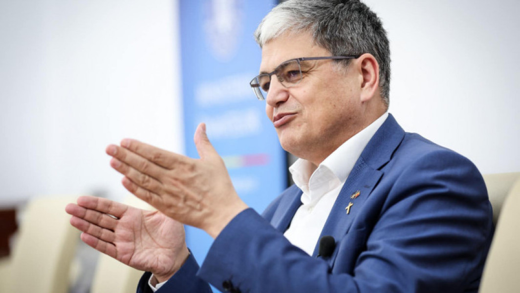 Marcel Bolos discută despre reducerea deficitului bugetar cu Comisia Europeană