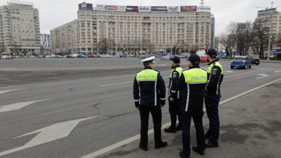 Patru agenți de poliție din București, urmăriți penal pentru corupție