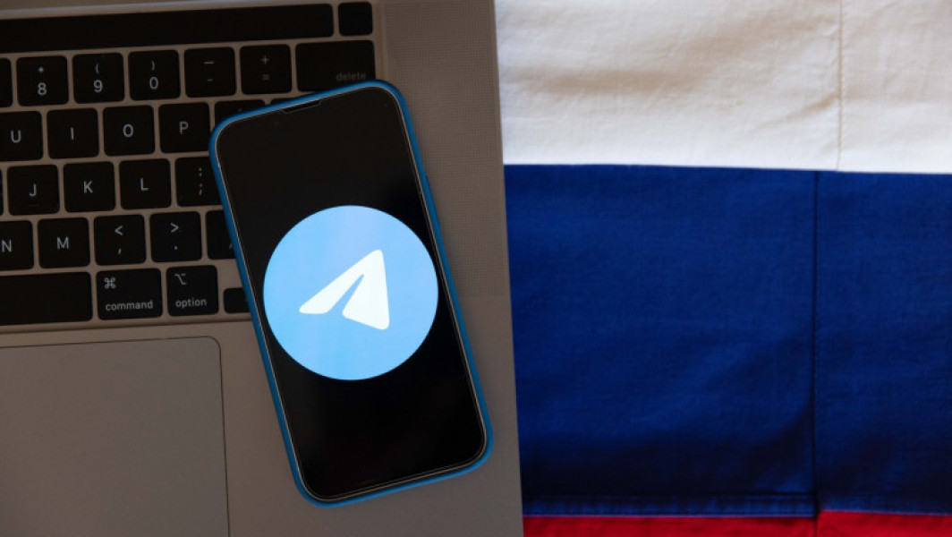 Autoritățile franceze emit mandate de arestare pentru directorul Telegram, Pavel Durov