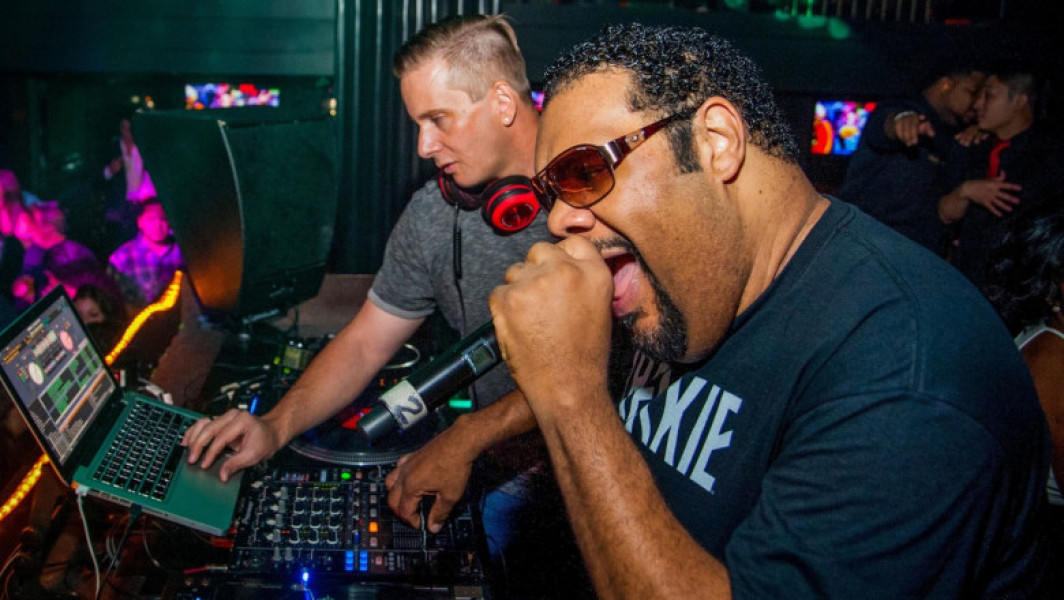 Moarte tragică a rapperului Fatman Scoop în timpul unui concert în Connecticut