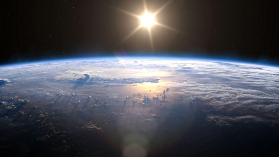 Nava spatiala experimentala a Chinei aterizeaza dupa o misiune de opt luni