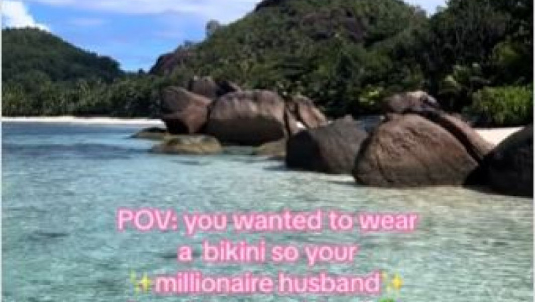 O femeie din Dubai afirmă că soțul ei i-a cumpărat o insulă pentru a putea purta bikini în intimitate