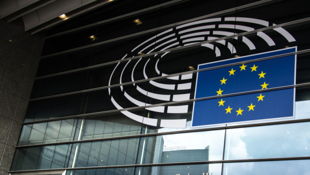 Comisia JURI a Parlamentului European cere informații suplimentare de la zece comisari europeni