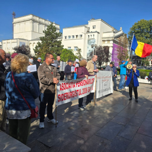 Protest al pensionarilor siderurgiști din Galați împotriva noii legi a pensiilor