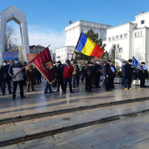 Protestele pensionarilor militari umbresc Ziua Armatei