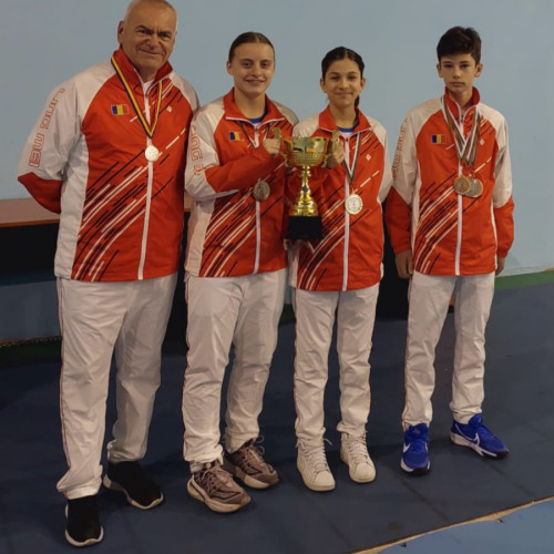 Campionatul Balcanic de badminton pentru tineri a avut loc la Parvomai