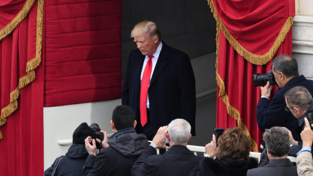 Donald Trump câștigă alegerile din SUA, inaugurarea având loc în 2025