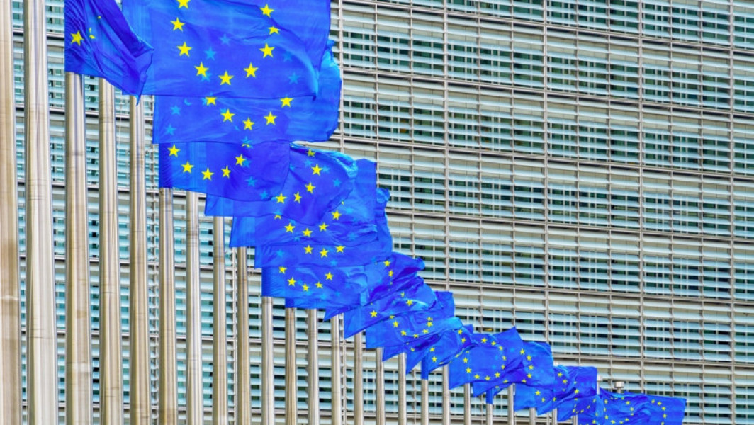 Comisia Europeană avertizează angajații că Bruxelles este plin de spioni
