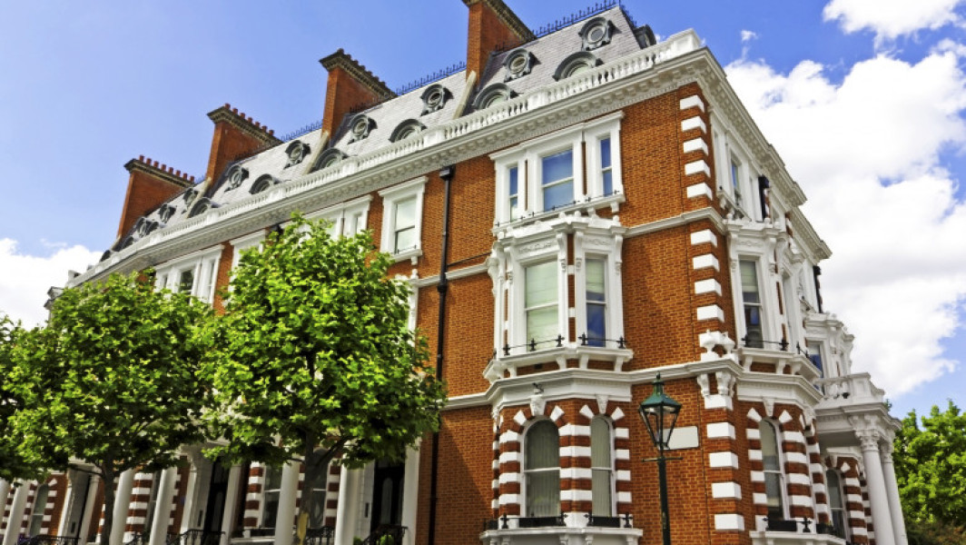 Fiica unui miliardar georgian și soțul său dau în judecată un vânzător de proprietăți din Londra