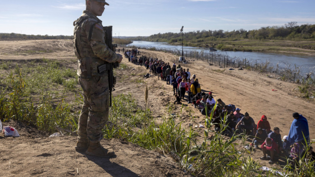 Trump confirmă intențiile de expulzare a migranților fără documente