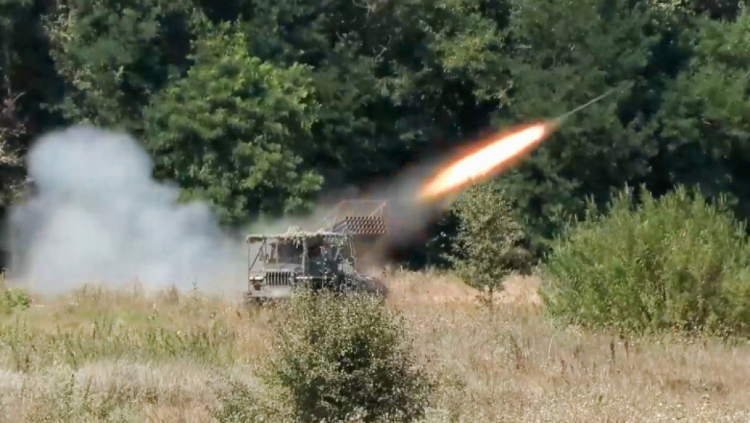 Rusia lansează o nouă rachetă balistică în Ucraina, NATO răspunde