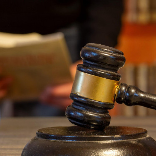 Fostul angajat din îngrijirea copiilor, Ashley Paul Griffith, condamnat la închisoare pe viață pentru abuzuri sexuale