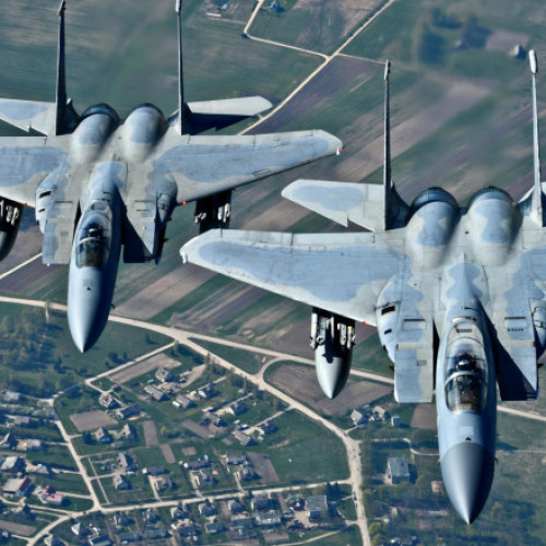 Avioanele de luptă NATO au interceptat aeronave rusești în regiunea baltică