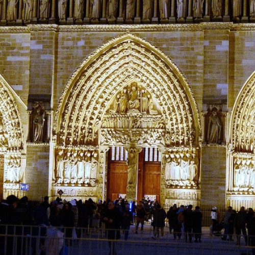 Catedrala Notre-Dame de Paris, din nou deschisă de Crăciun