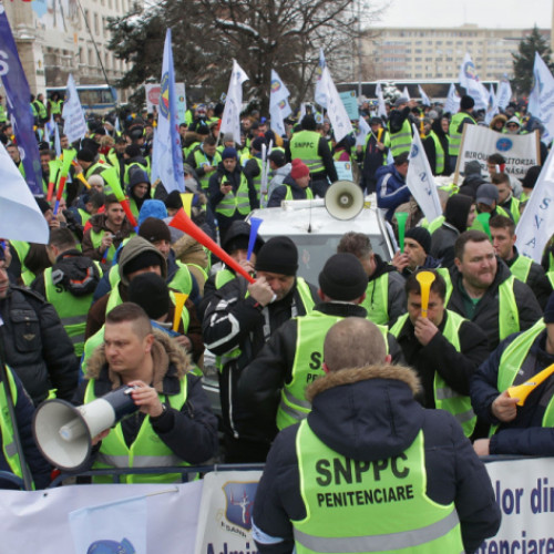 Miting de amploare anunțat pentru vineri în Piața Constituției