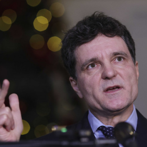 Nicușor Dan cere un control civil mai bun asupra serviciilor secrete
