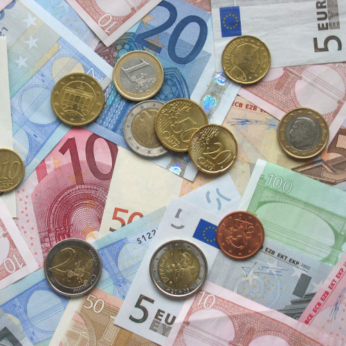 Evoluții pe piața financiară românească după jurământul președintelui Nicușor Dan