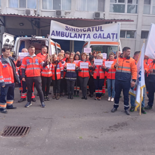 Angajații de la Ambulanţa Galaţi în greva pe termen nelimitat (VIDEO)