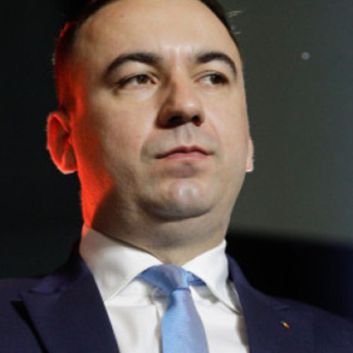 Ministrul Bogdan Ivan, aprecieri pentru cariera politică a lui Ion Iliescu, dar evocă și momentele controversate din viața acestuia