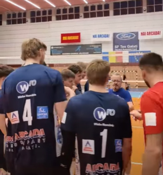 CSM Arcada Galați și CSU Galați au avut meciuri importante în volei și handbal