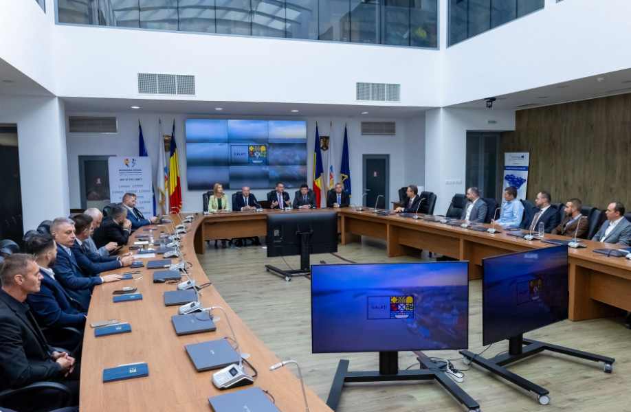 Ambasadorul Israelului și președintele Camerei de Comerț participă la Forumul Economic din Galați