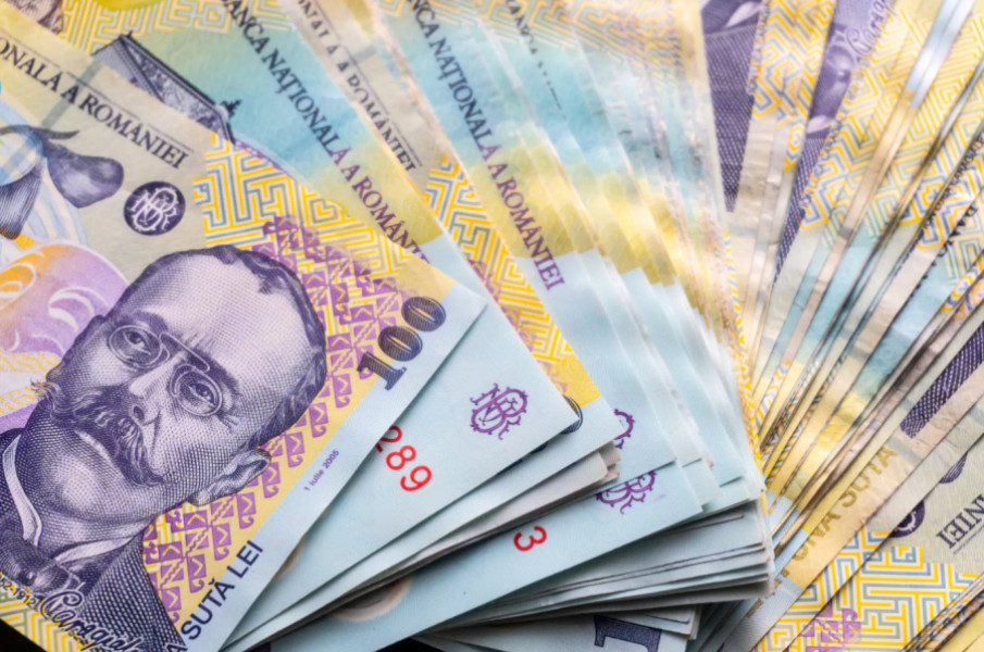 Euro atinge maximul ultimelor cinci luni pe fondul incertitudinilor economice din România