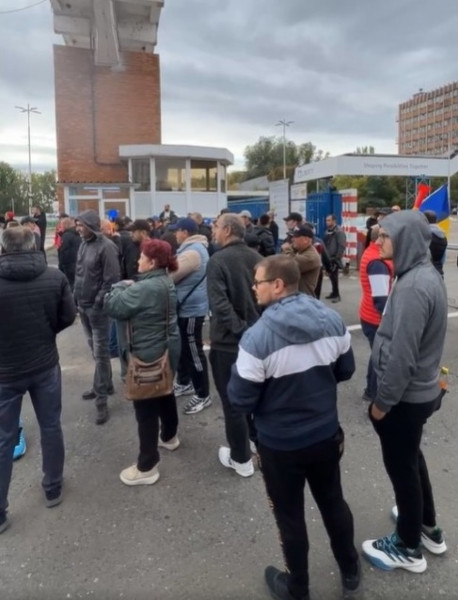 Siderurgiștii din Galați protestează din nou din cauza întârzierilor salariale