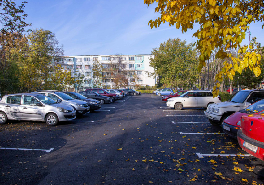 Primăria Galați publică lista cererilor admise pentru locuri de parcare
