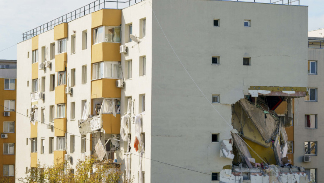 Patru familii afectate de explozia din Rahova au fost relocate în apartamente sigure