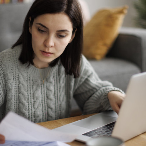 Românii pot verifica vechimea în muncă și contribuțiile la pensie online