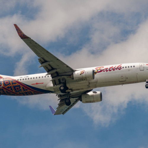 Avionul Batik Air a deviat temporar de la curs din cauza unor piloți care au adormit în zborul din Indonezia