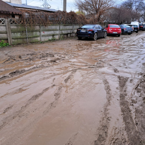 Mocirla de pe strada Dr. Răutu dă în clocot pe Facebook. Nu s-a schimbat nimic Scris de Anca Melinte Miercuri, 20 Martie 2024 20:00