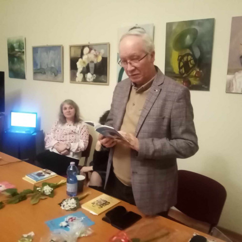 Când lumea e aproape un vis de pisică… Noi cărţi ale lui Valeriu Valegvi Scris de Adi G. Secară Duminică, 07 Aprilie 2024 14:00