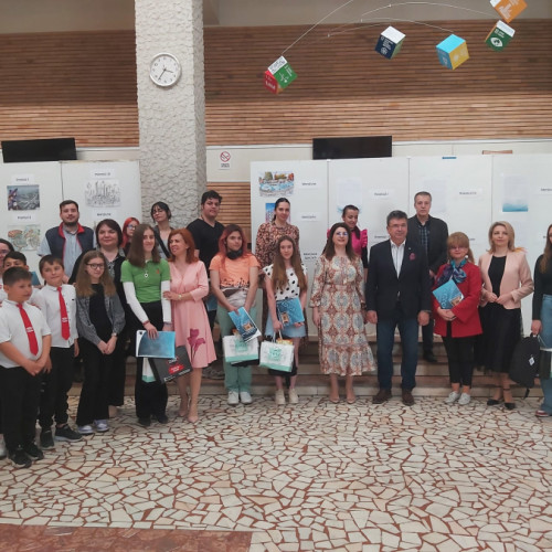 Galaţiul, prin condeiul şi penelul copiilor. Concurs la Facultatea de Inginerie (FOTO) Scris de Anca Spânu Vineri, 12 Aprilie 2024 09:31