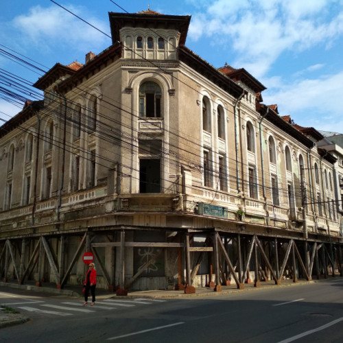 Autorizaţie de construire pentru salvarea Palatului „Gheorghiu” Scris de Anca Melinte Joi, 11 Aprilie 2024 19:00