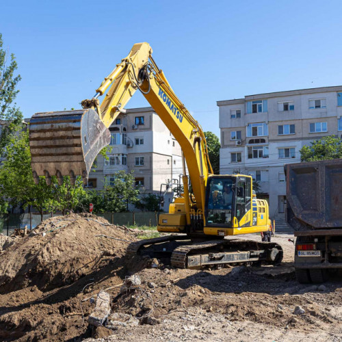 Lucrări începute pentru o parcare etajată în cartierul Micro 21. Peste 400 de locuri disponibile în 20 de luni.