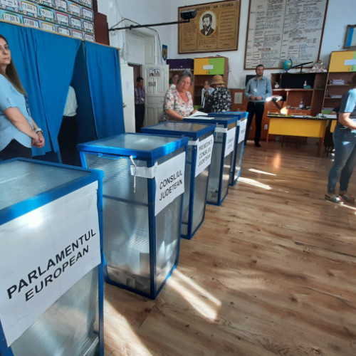 Prezență scăzută la vot în județul Galați la alegerile locale